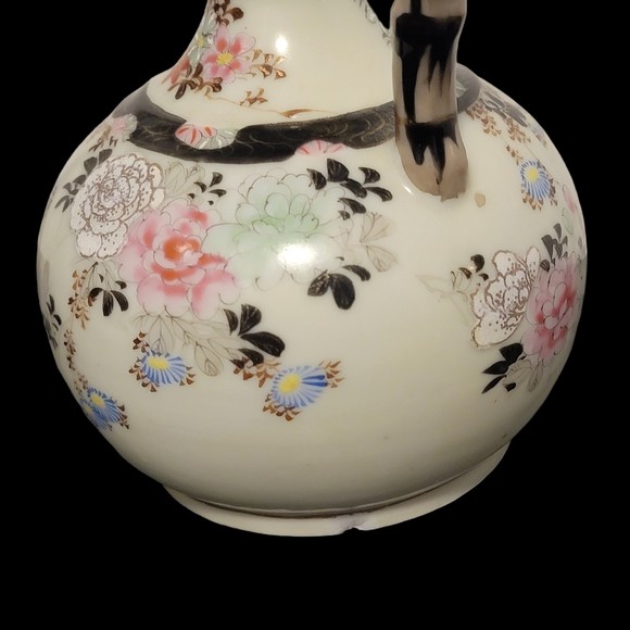 Asian Floral Glossy Finish Free Standing Decorative Antique Greenware Vase - Picture 5 of 10